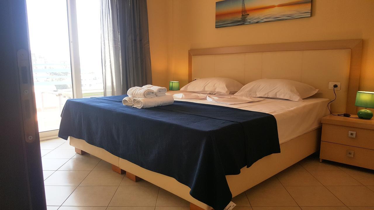 Cava Apartments Sarande Bagian luar foto